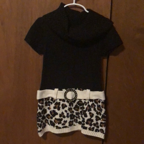 BRAND NEW GIRLS DRESS SIZE 4/5! NWTS NEVER WIENJUST SITTING IN MY CLOSET! - Picture 1 of 3